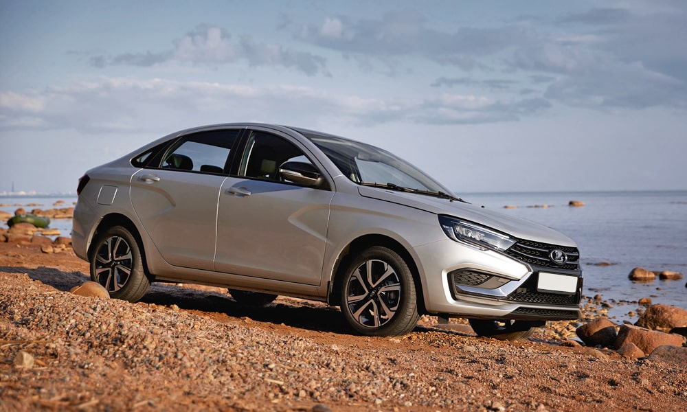 Рост продаж новых автомобилей составил 80%