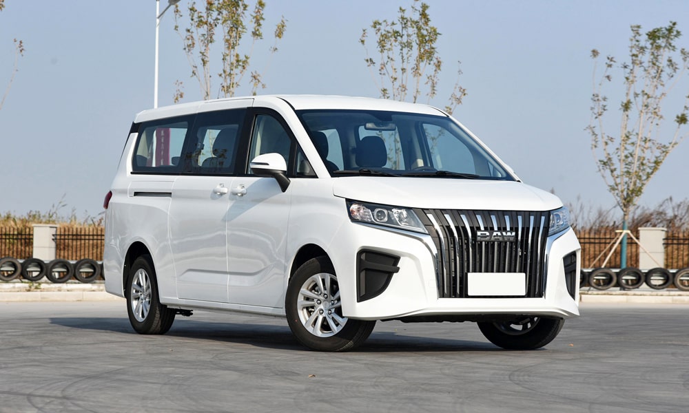 Baw Ace M7 назвали бюджетным аналогом Mercedes V-Class